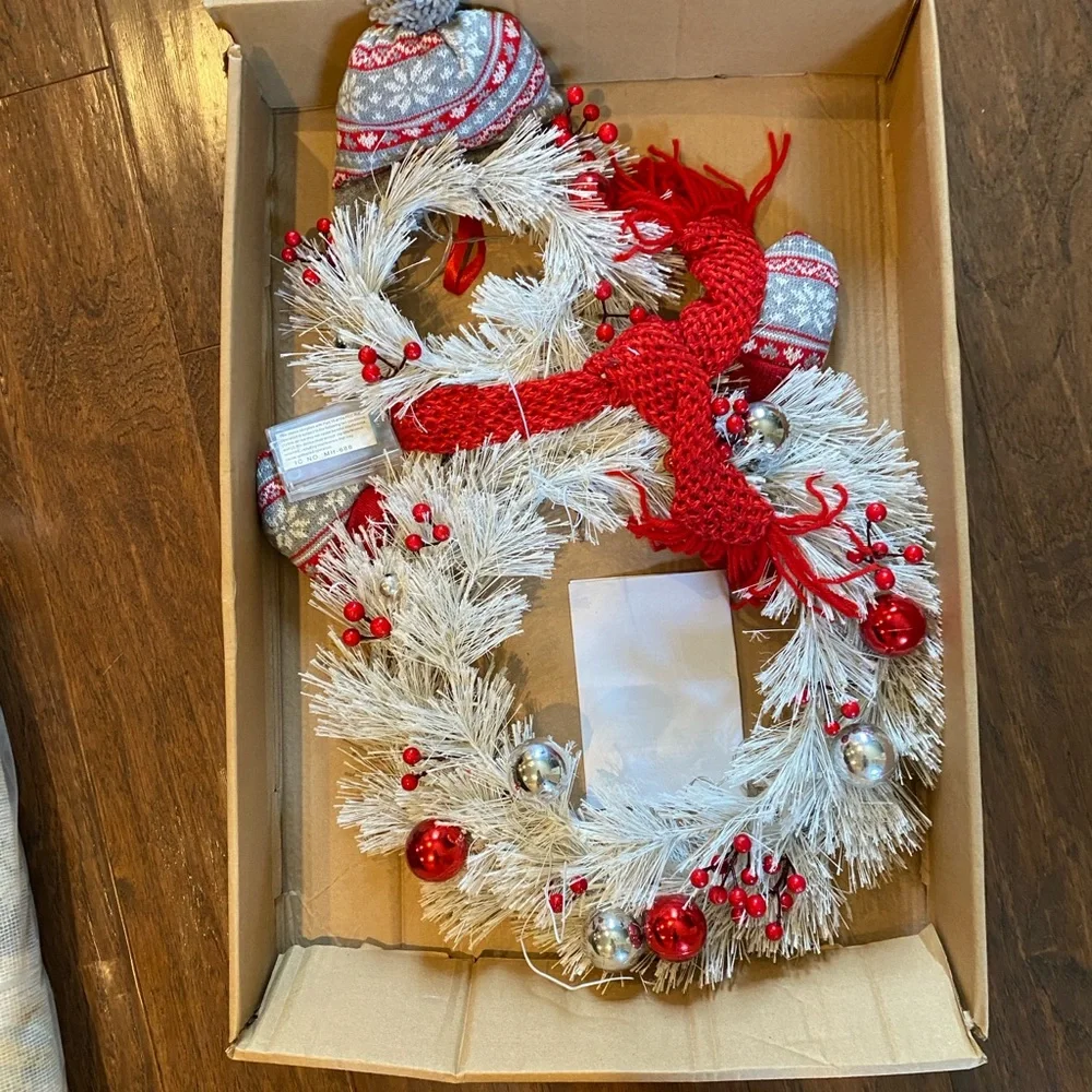 Light Up Snowman Wreath – White & Red – Christmas Holiday Decor